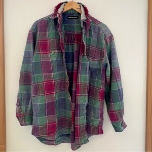 ✅Vintage large grunge distressed VanHeusen Multicolor Plaid Button flannel Shirt